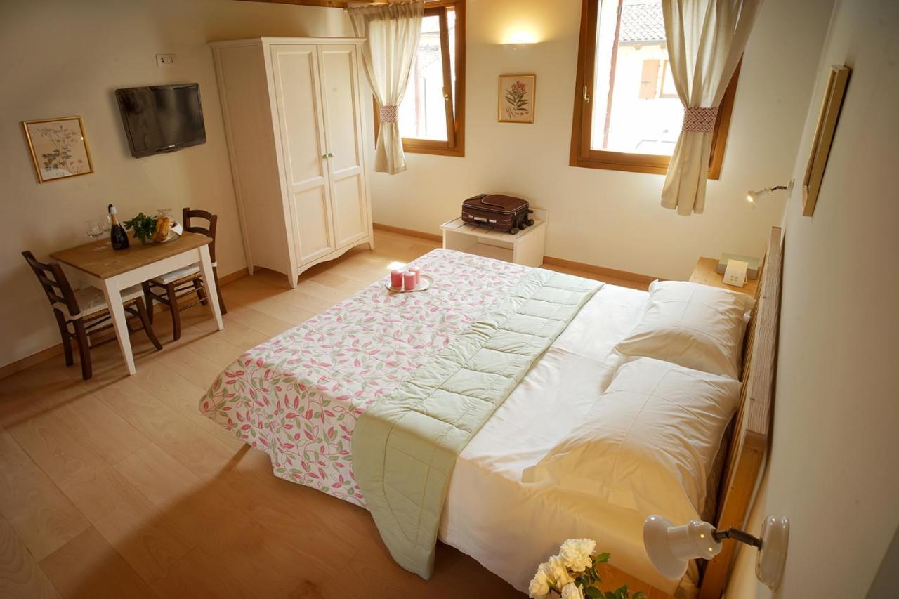 Agriturismo Il Follo 瓦尔多比亚德内 外观 照片