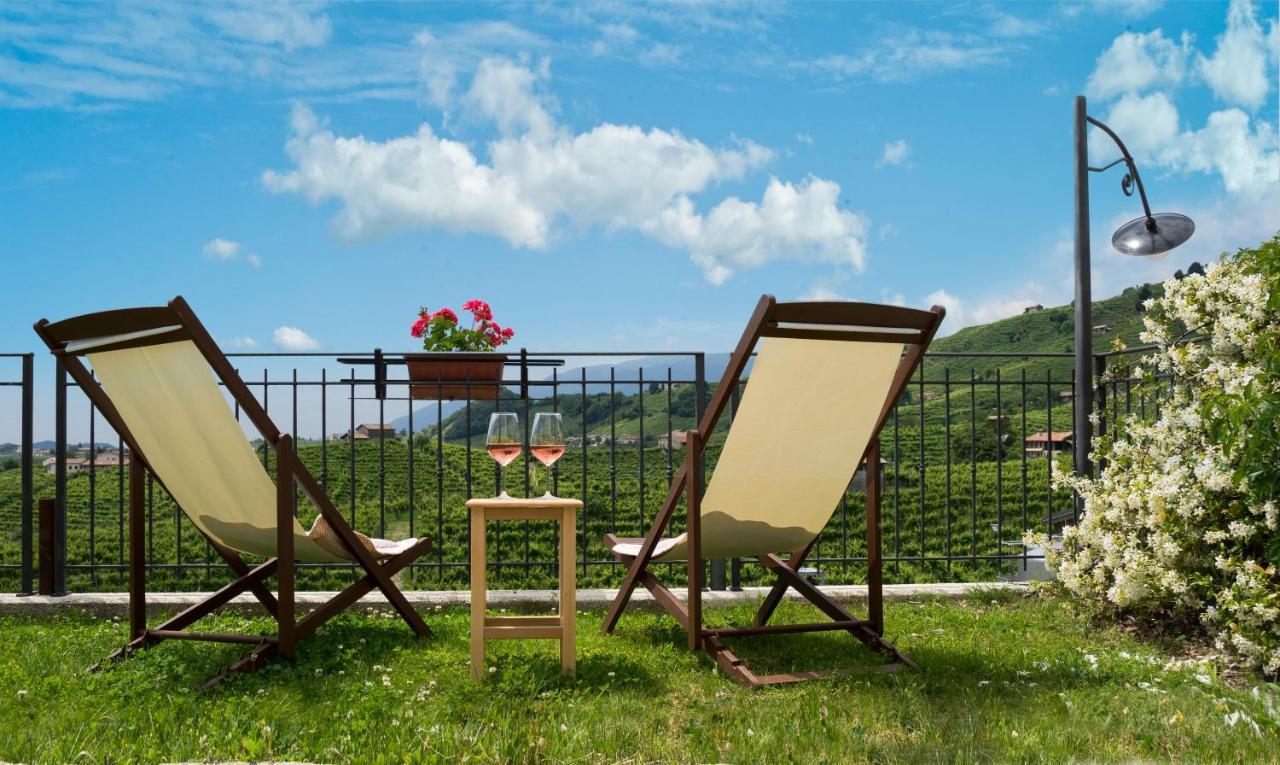 Agriturismo Il Follo 瓦尔多比亚德内 外观 照片