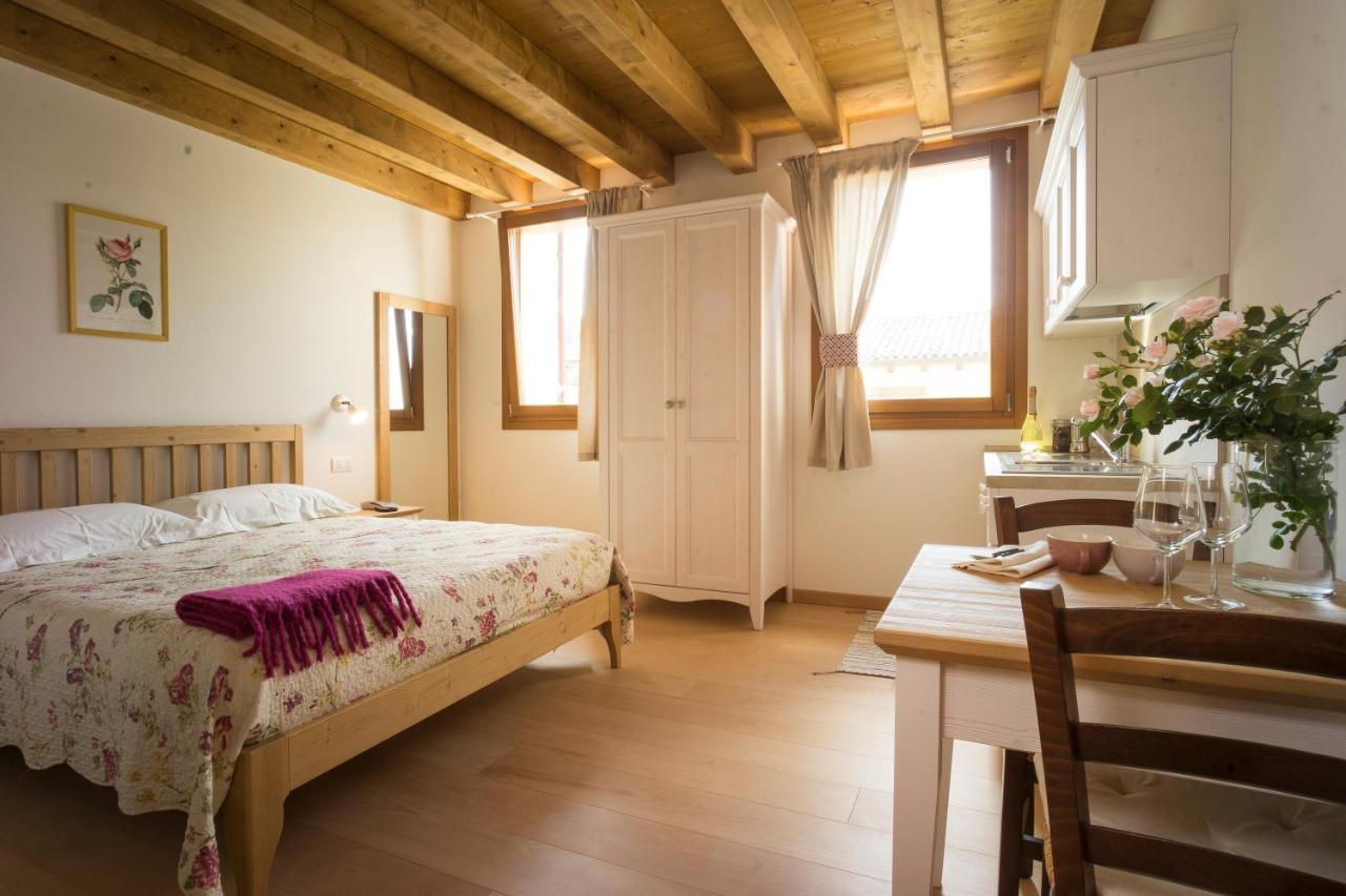 Agriturismo Il Follo 瓦尔多比亚德内 外观 照片