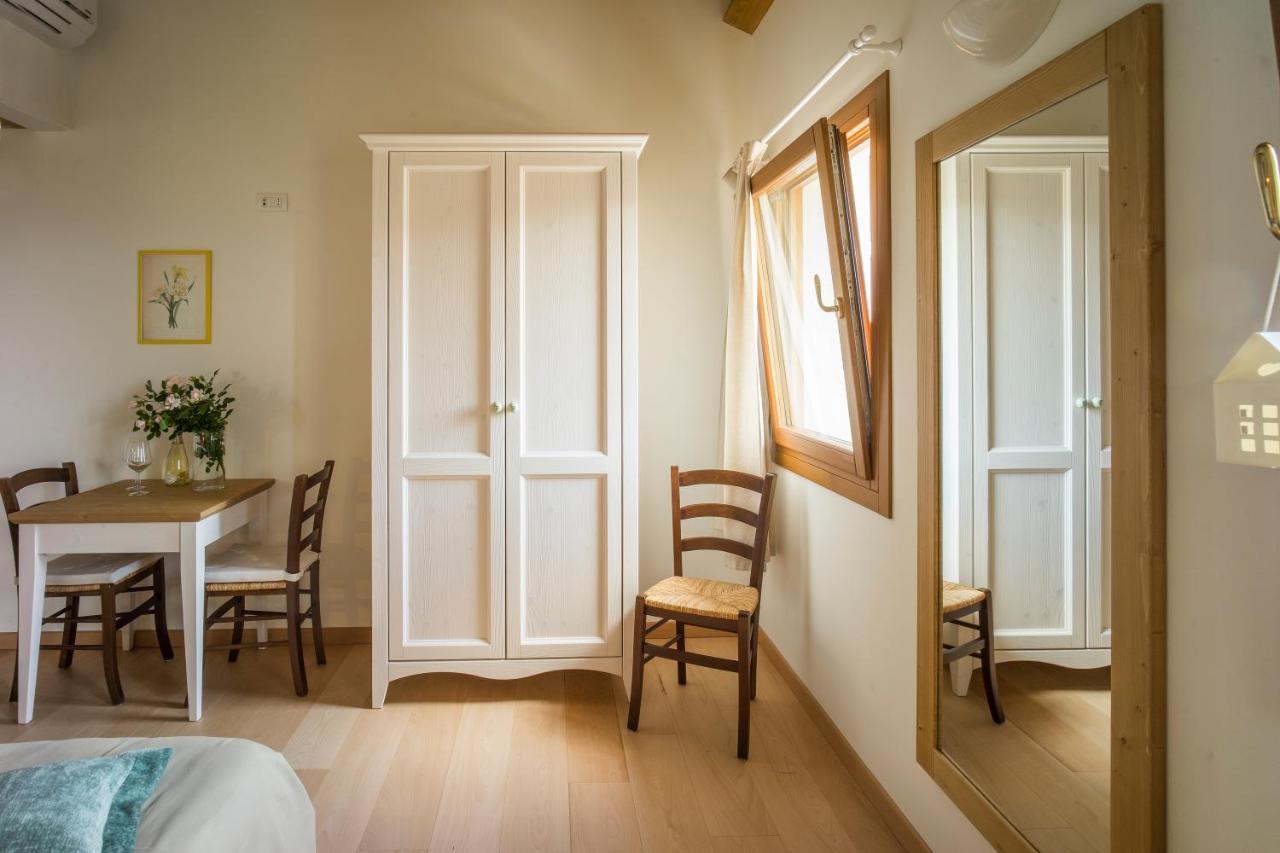 Agriturismo Il Follo 瓦尔多比亚德内 外观 照片