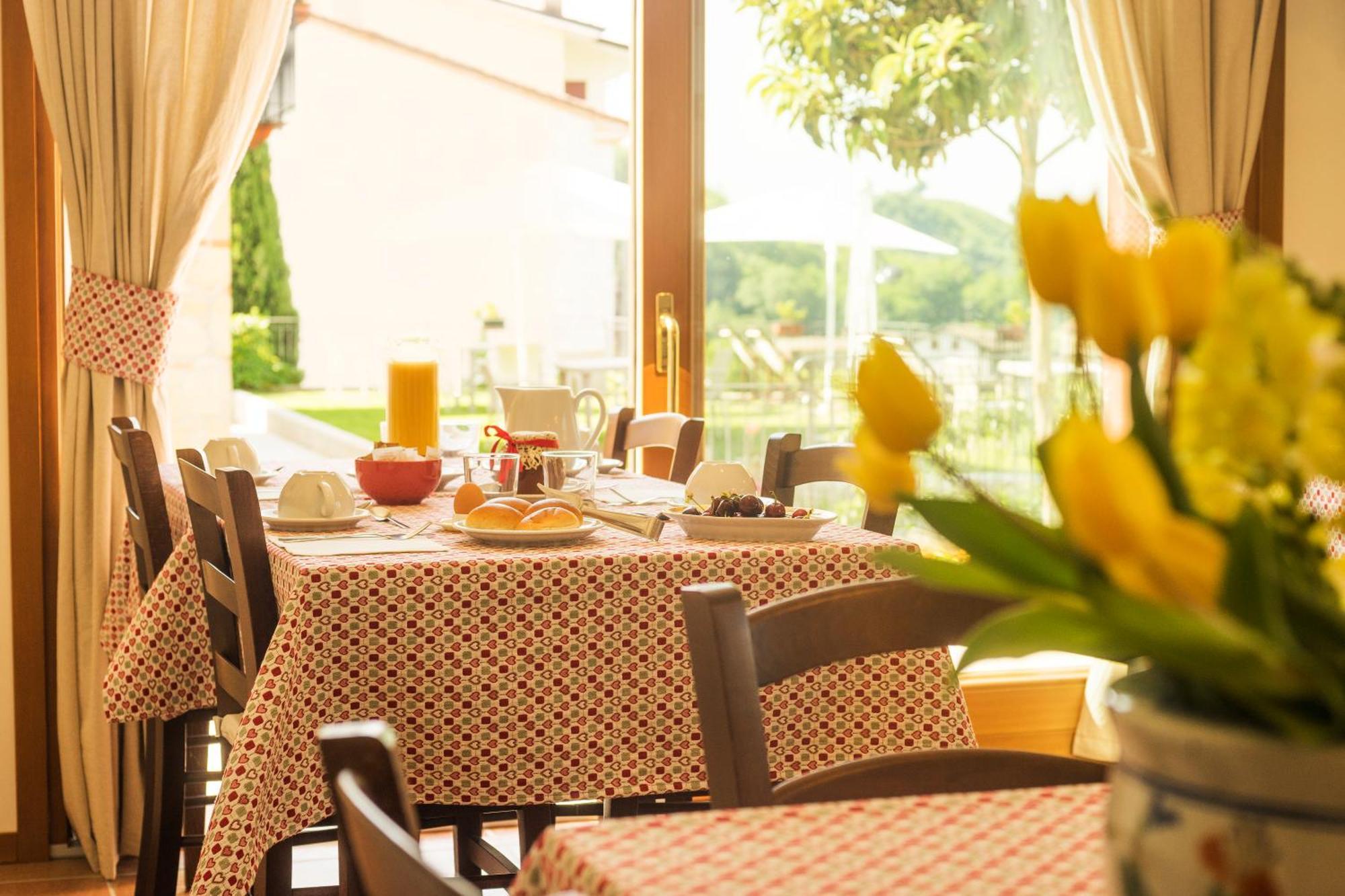 Agriturismo Il Follo 瓦尔多比亚德内 外观 照片