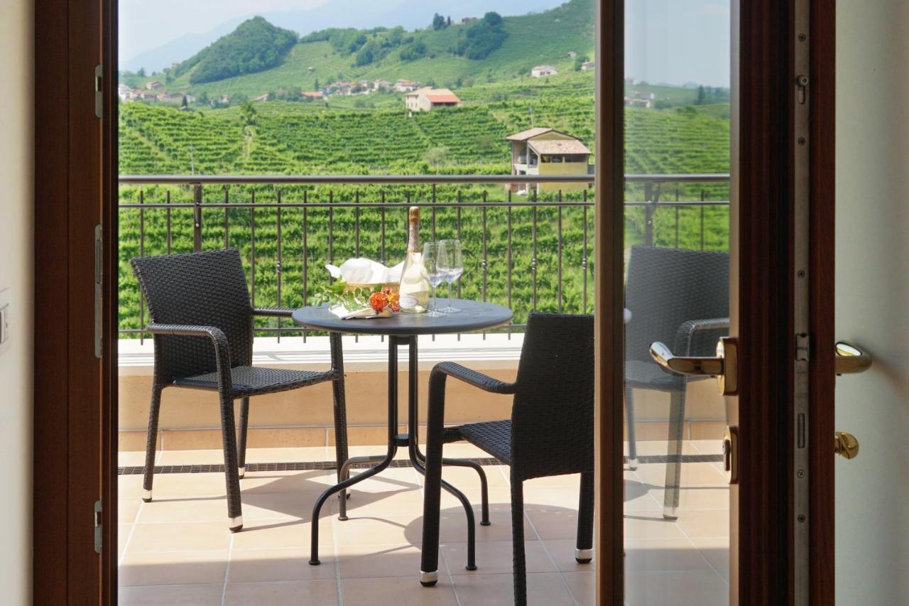 Agriturismo Il Follo 瓦尔多比亚德内 外观 照片